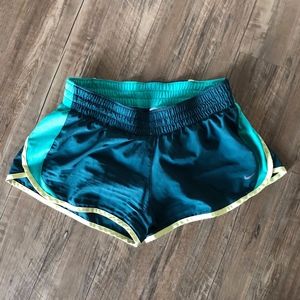 Nike Color Block Running Shorts, Green | Medium